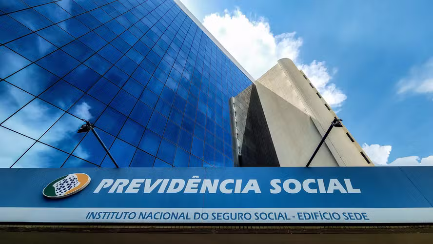 Sem confusão: calculadora do INSS faz simulação do tempo que falta para aposentadoria