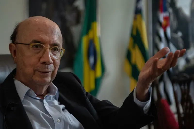 Pix é melhor que métodos de pagamento americanos e por isso virou alvo, diz Henrique Meirelles
