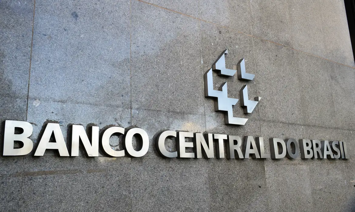 BC reduz juros básicos para 14,75% ao ano
