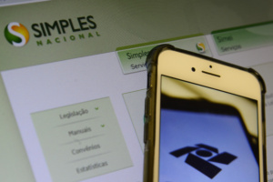 Lei 15.270 viola artigo do Simples que prevê isenção de distribuição de lucros