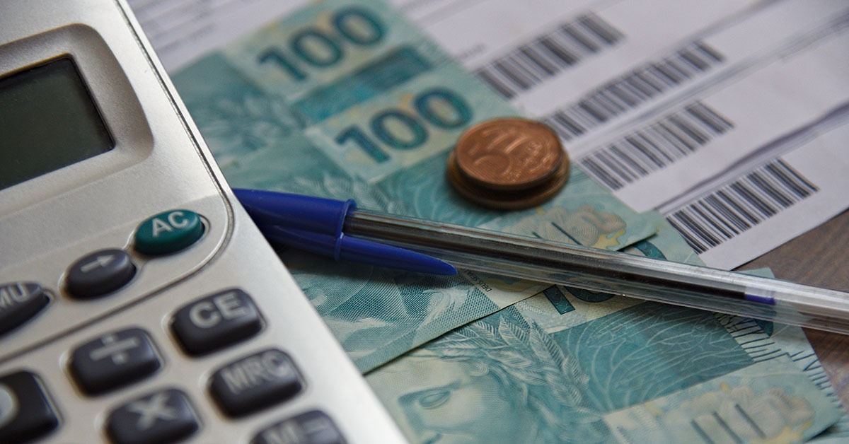 Mercado eleva previsão da inflação para 4,17% este ano