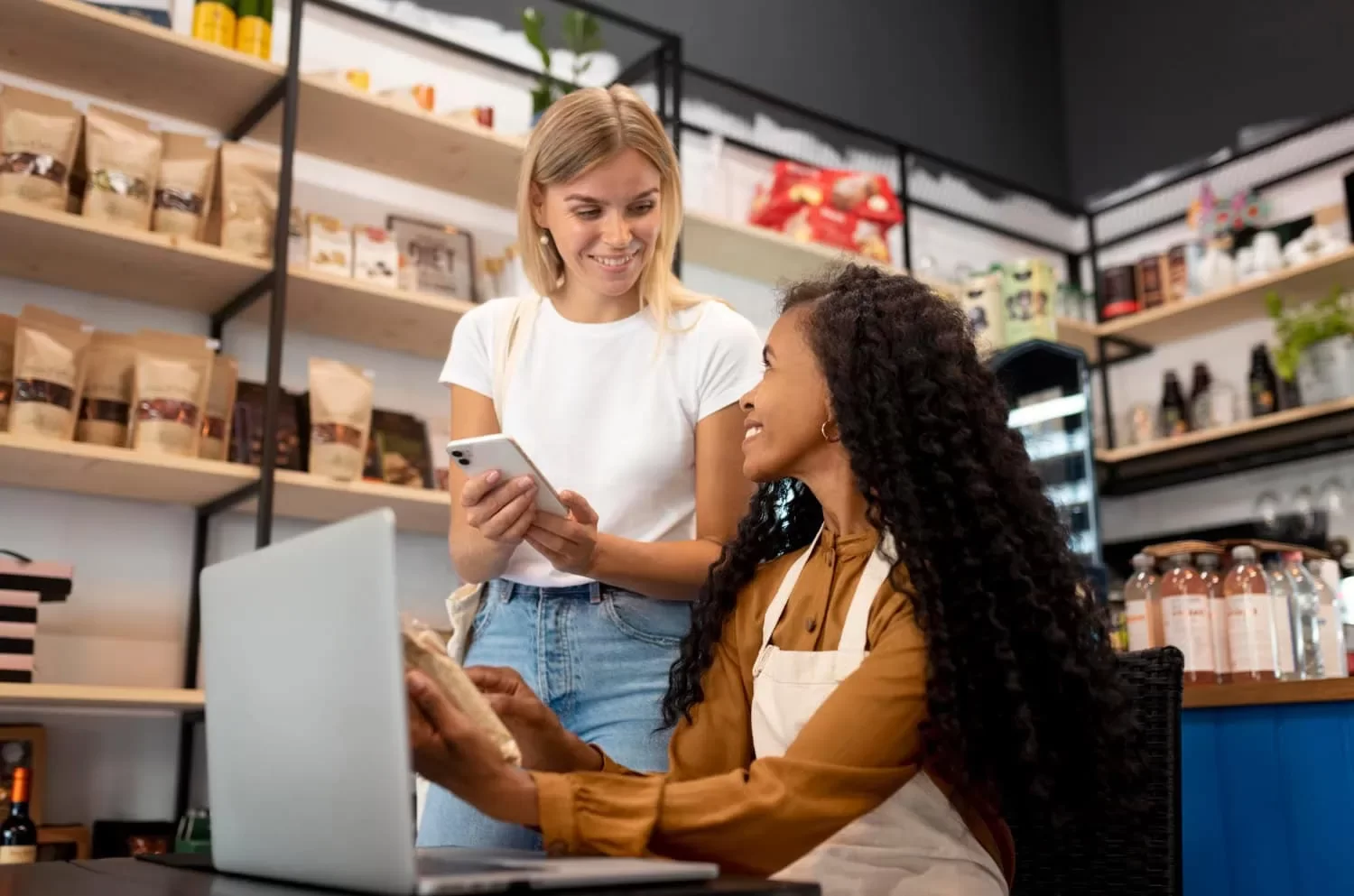 Micro e pequenas empresas foram responsáveis por sete em cada 10 empregos formais gerados até novembro de 2025